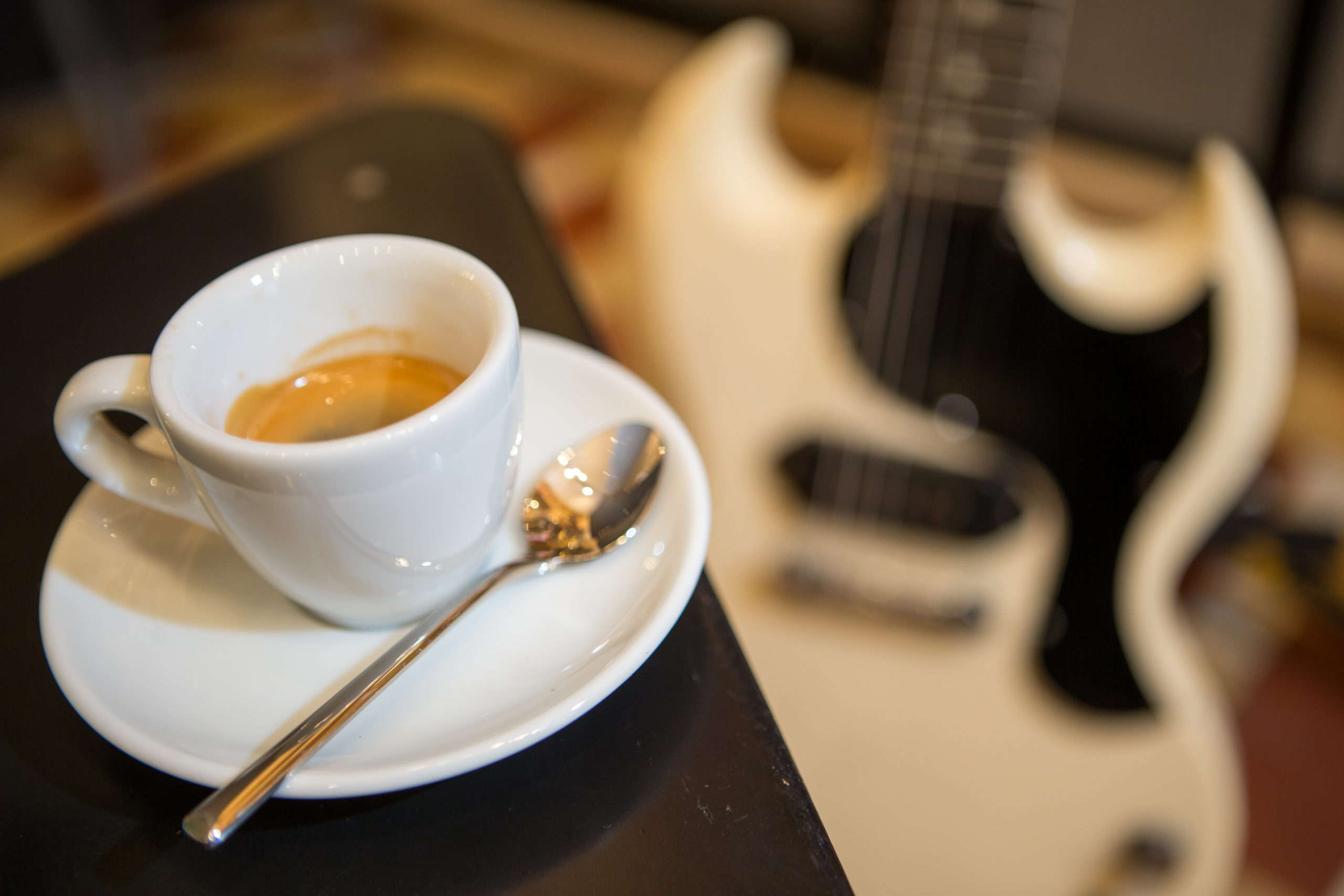 Koffie The Guitar Bar