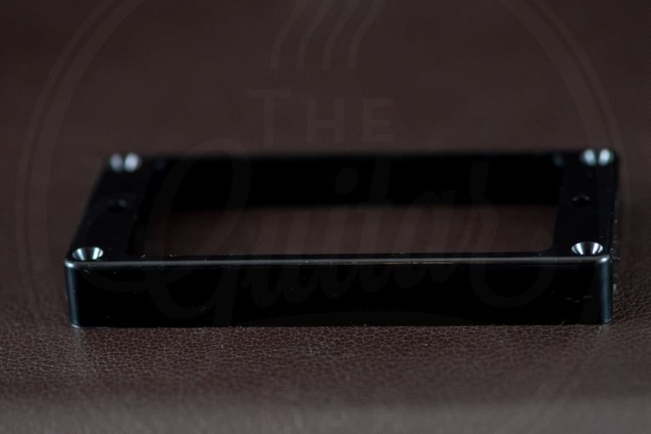 Boston humbucker, plastic, black, height: 10-11,7mm, high, flat