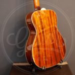 Guild OM-140E natural (pu) with gigbag