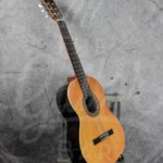 Almansa Classical guitar 401 Zurda