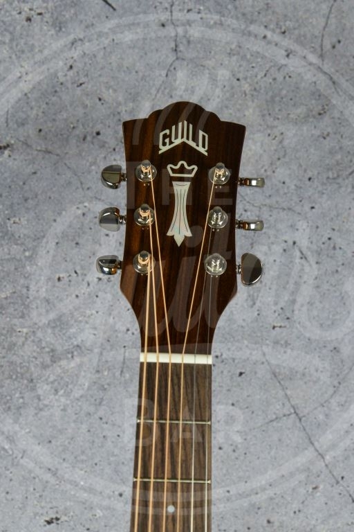 Guild Westerly series D-150 Dreadnought Natural