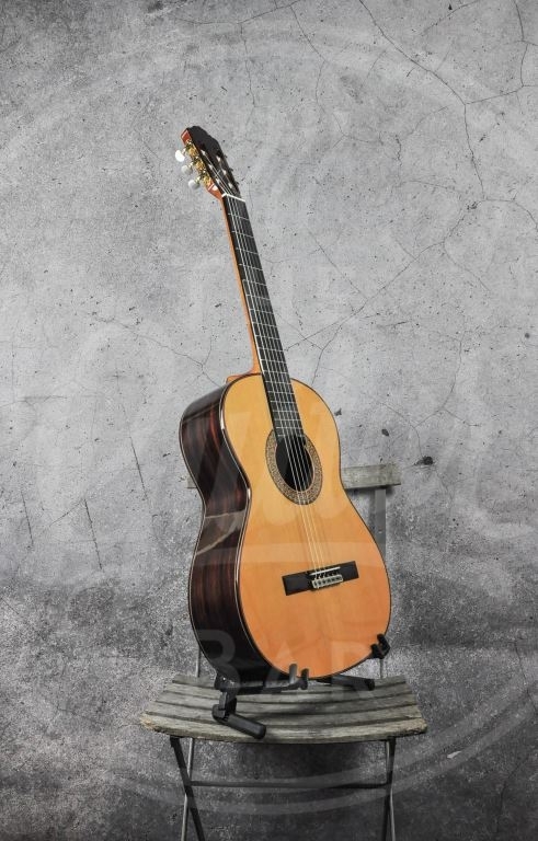 Almansa Classical guitar 436
