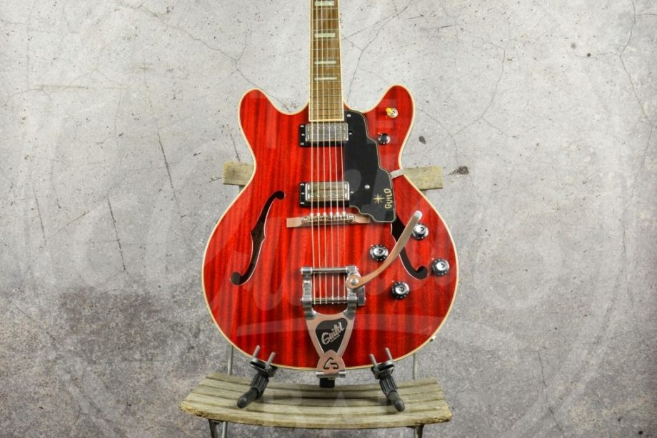 Guild Starfire V Cherry Red