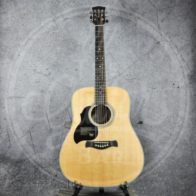 Richwood lefthand steelstring solid spruce top