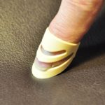 Alaska finger & thumbnail pick