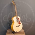 Guild jumbo junior incl gigbag