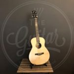 Eastman travel all solid w/Fishman incl gigbag