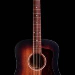 Guild USA D-20 sunburst w/case