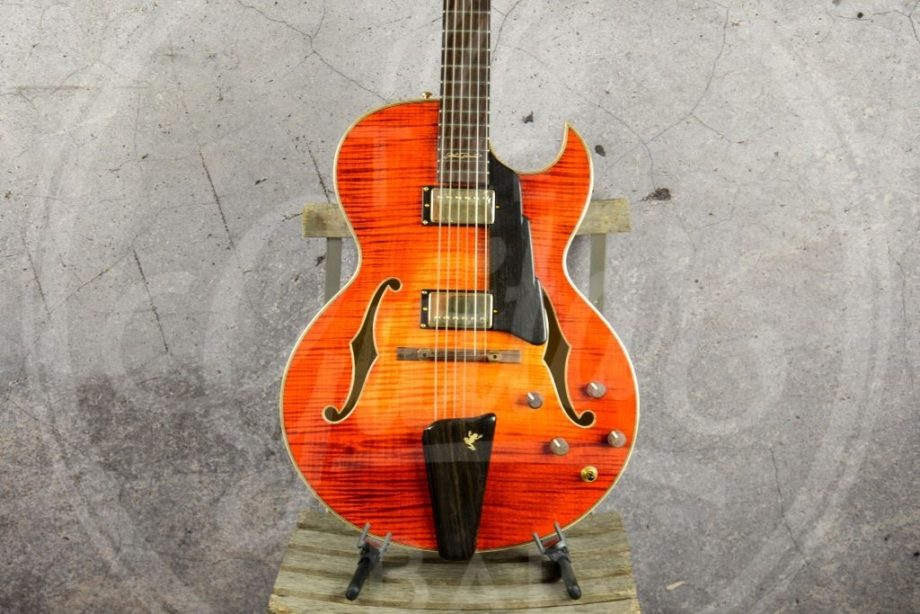 Eastman John Pisano signature 16" archtop - honeyburst incl case