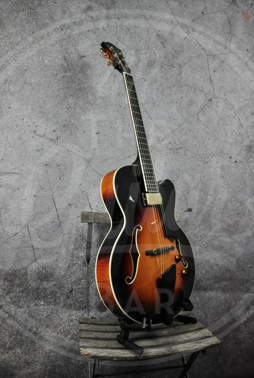 Eastman AR503CE Performance Archtop series With Case