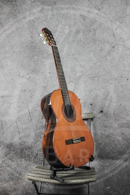 Almansa Classical guitar 424 Ziricote