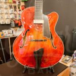 Eastman 17" 7-string AR810CE