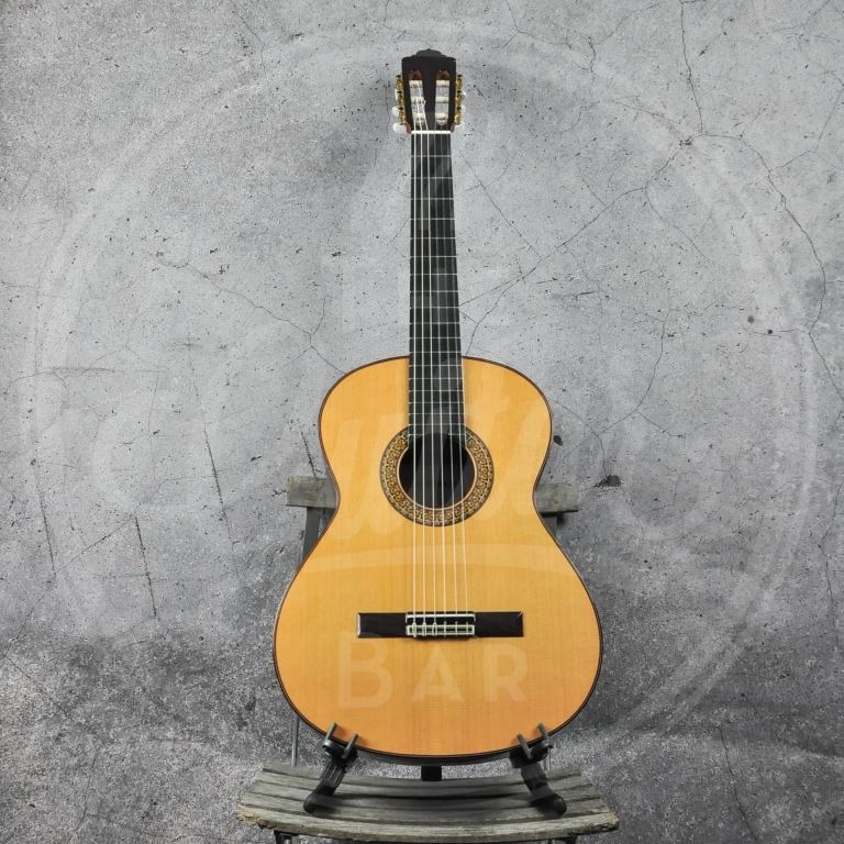 Almansa Classical guitar 436