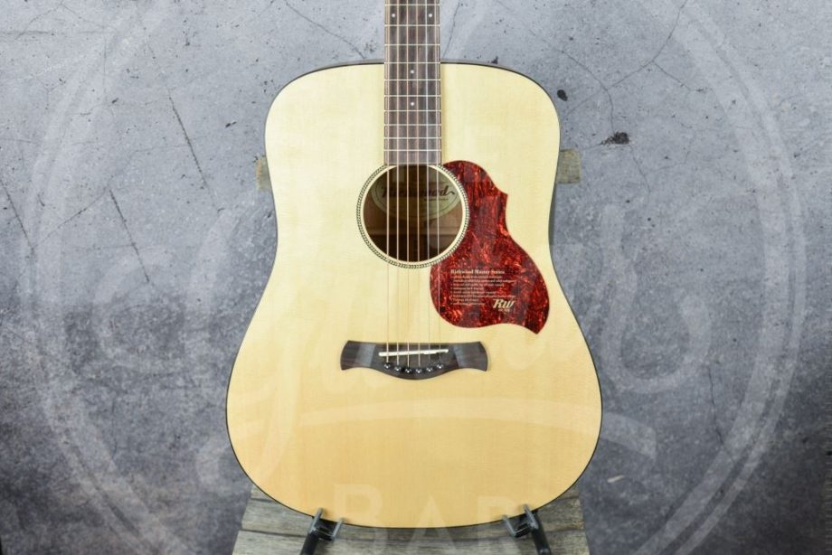 Richwood D-220 all solid dreadnought, spar/ mahonie, gigbag