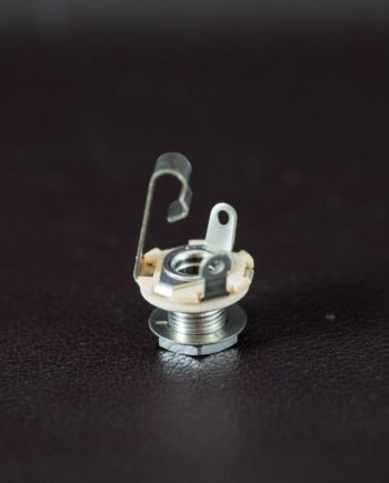 Switchcraft chassis connector 2-pole jack nickel ,276 bushing depth