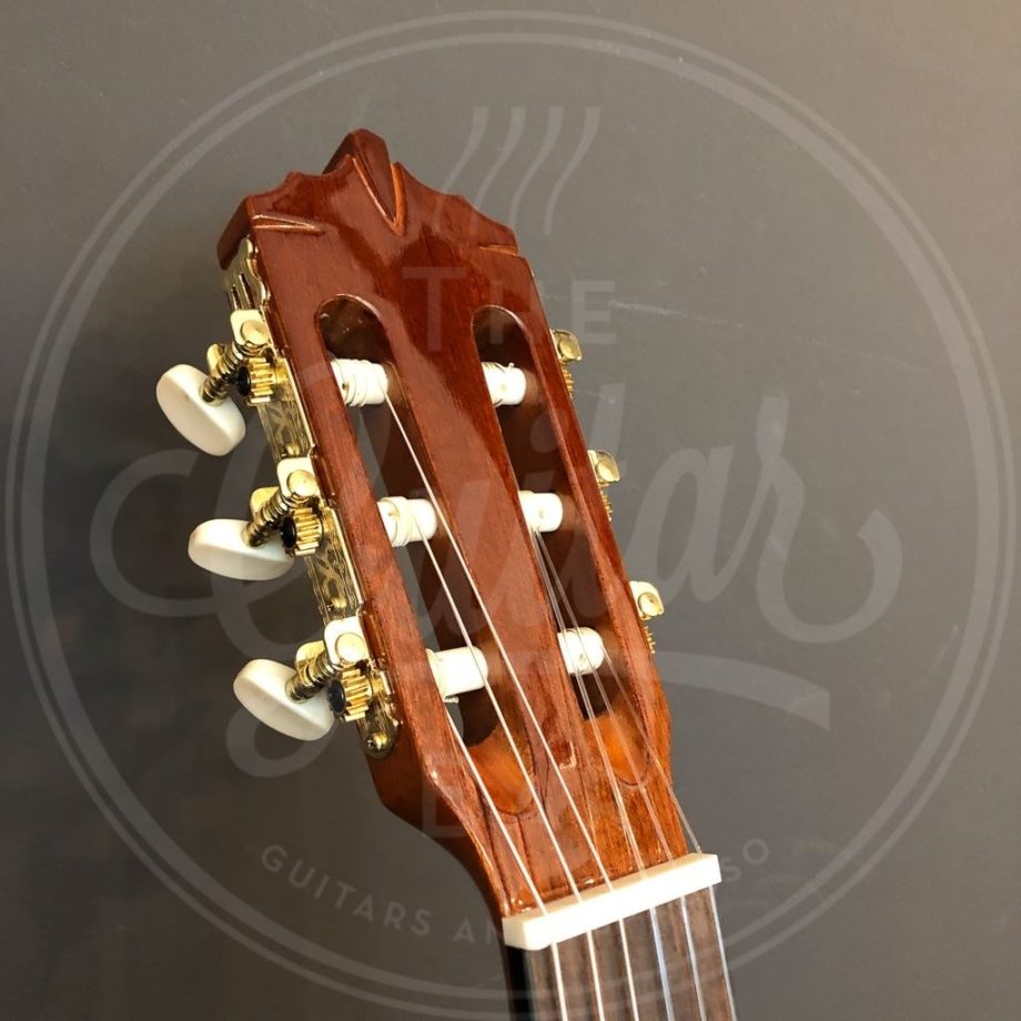 Artesano 4/4 nylonstring massieve ceder top