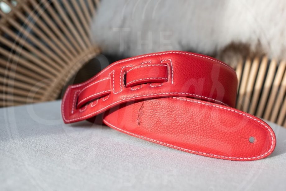 Kaffa guitarstrap simply red - leather