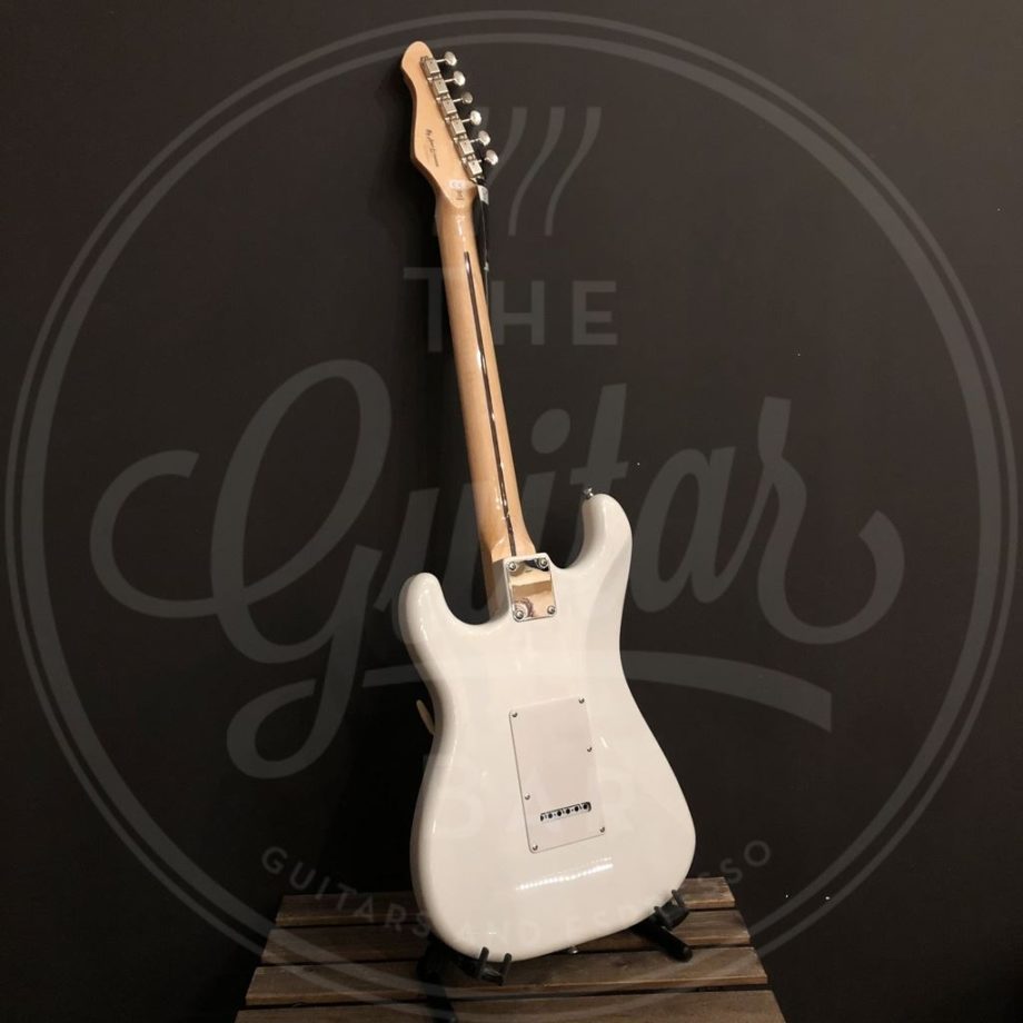 Revelation RTS57 strat artic white