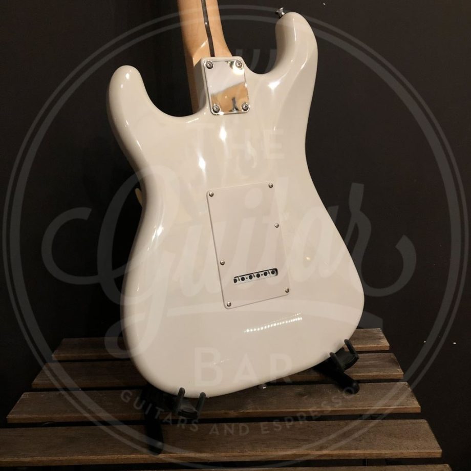 Revelation RTS57 strat artic white