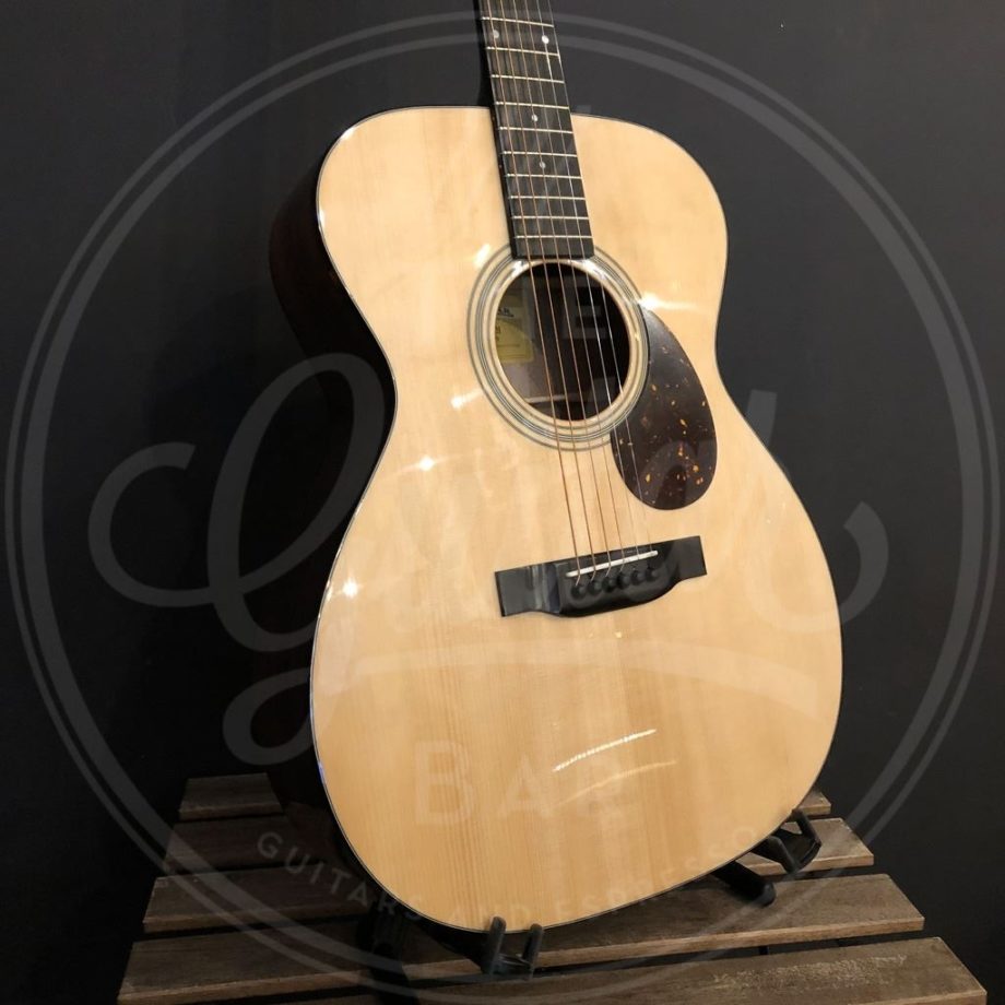 Eastman E10 OM incl case