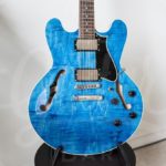 Heritage H535 in washed blue incl case