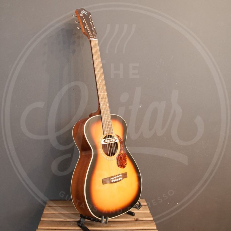 Guild M-240E Troubadour VSB