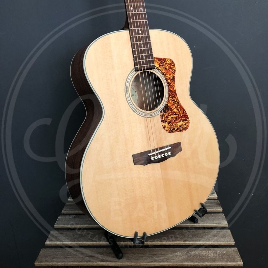 Guild BT-240E NAT 6-string baritone