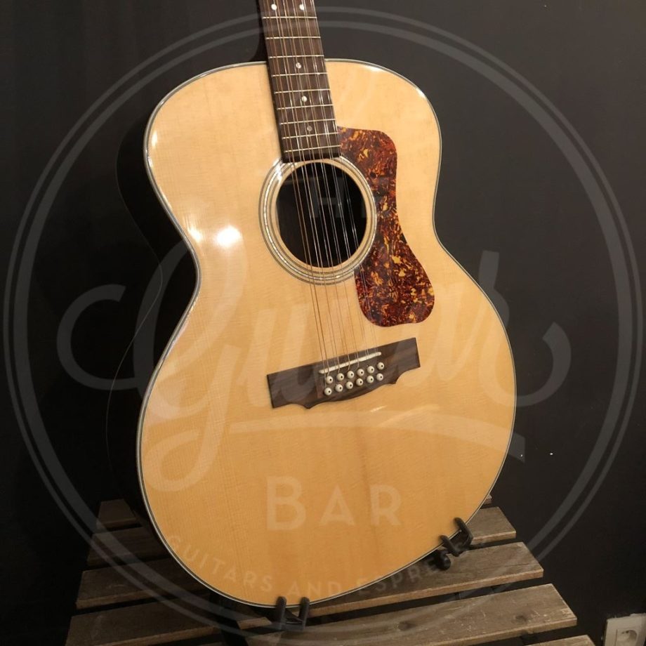 Guild F1512 natural W/B 12-string