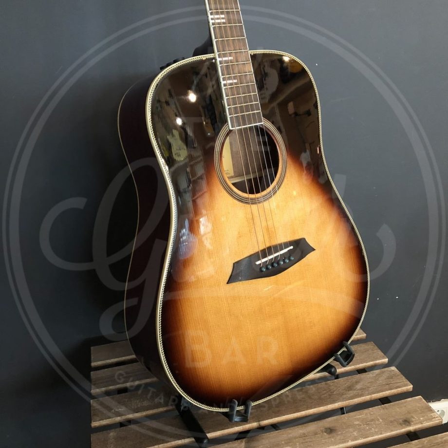 Sire A4 Series Larry Carlton ac dn, solid top and back (roasted top) with SIB electronics, sunburst