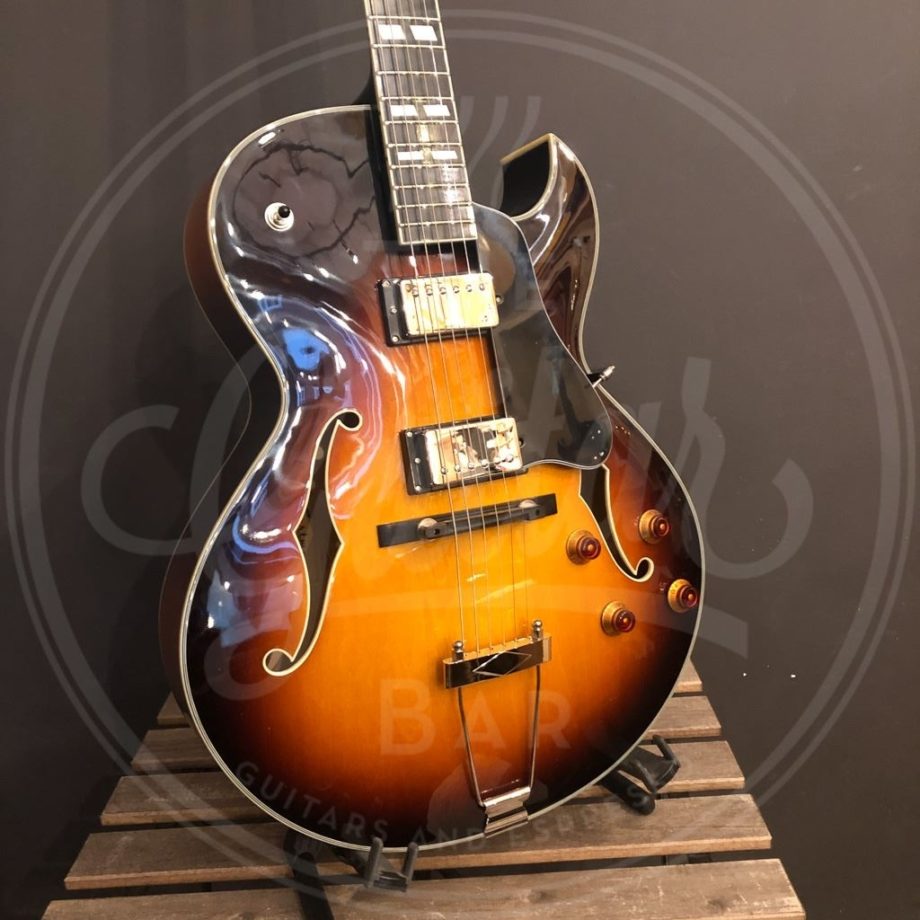 Eastman 16" sunburst laminated maple top CE