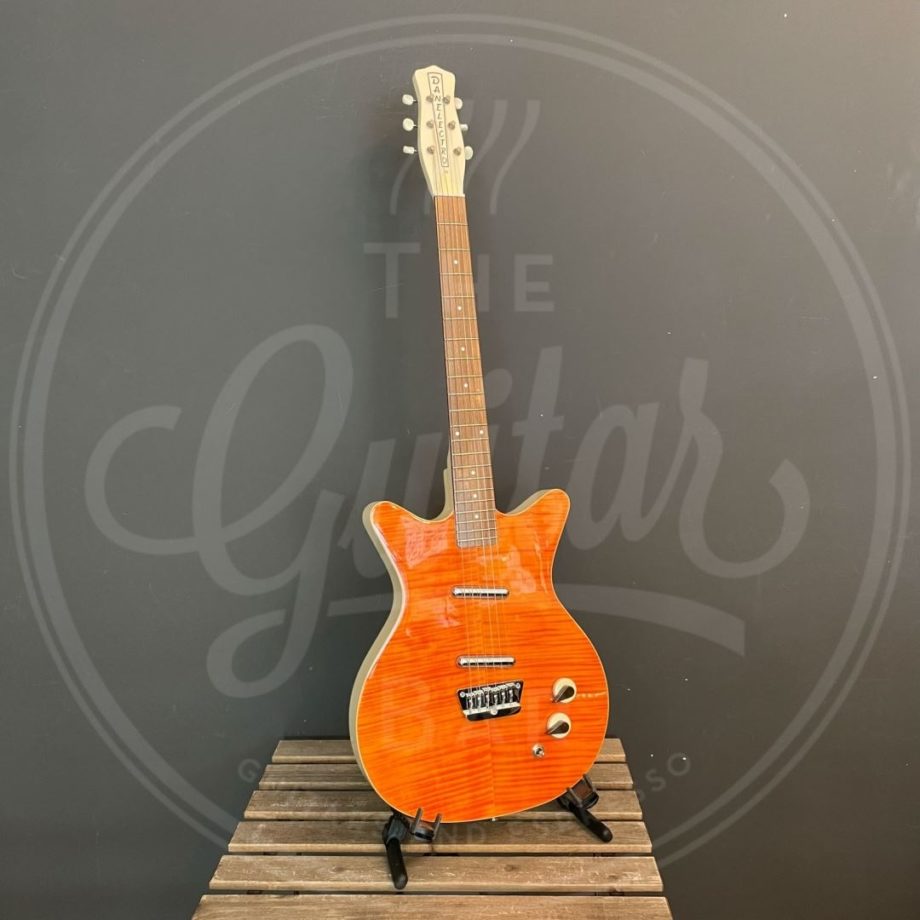 Danelectro 59 DIVINE - Flame Maple Red