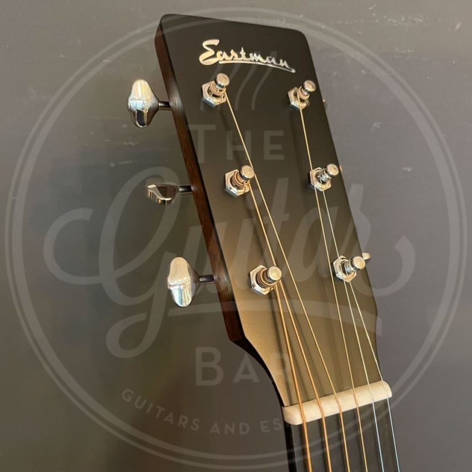 Eastman E3OME Sitka Top Ovankol B/S OM Sonit