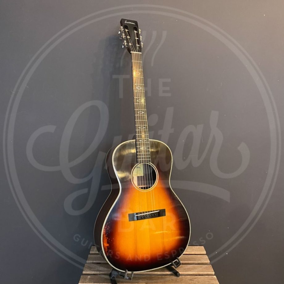 Eastman E20OOSS/V-SB ANTIQUE VARNISH OOSS RSW SUNBURST