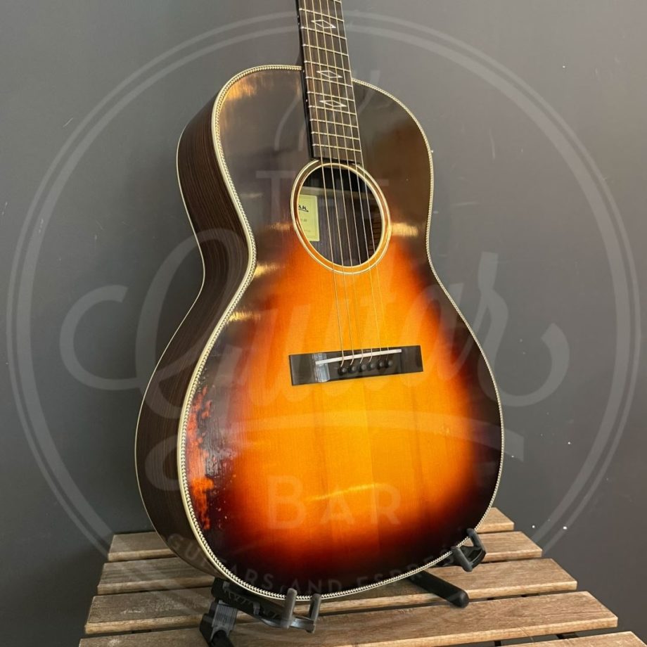 Eastman E20OOSS/V-SB ANTIQUE VARNISH OOSS RSW SUNBURST