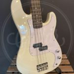 Encore E4 Bass ~ Vintage White