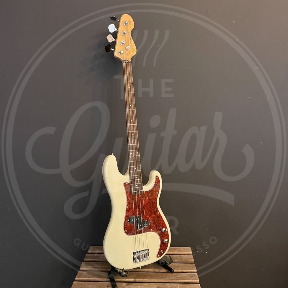 Vintage V40 coaster series bass guitar