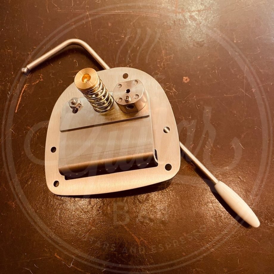 Descendant vibrato right-handed
