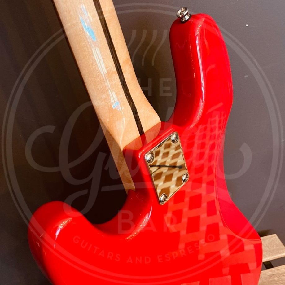 Revelation P-bass red