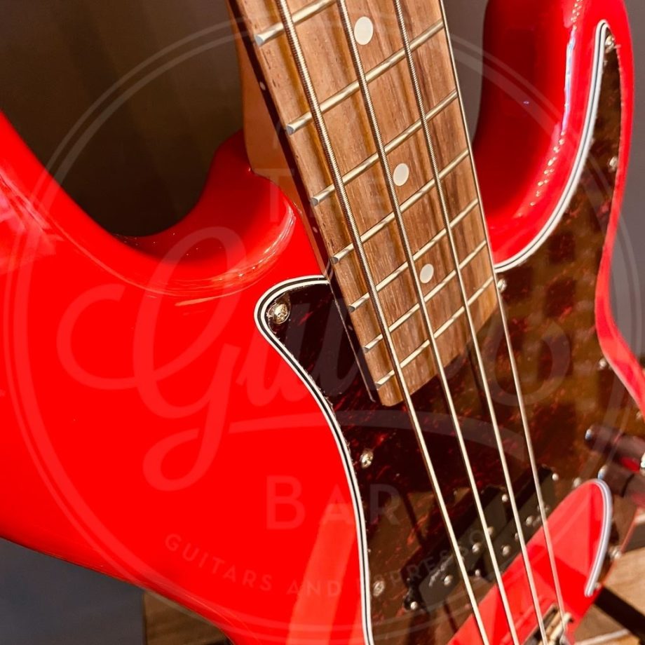 Revelation P-bass red