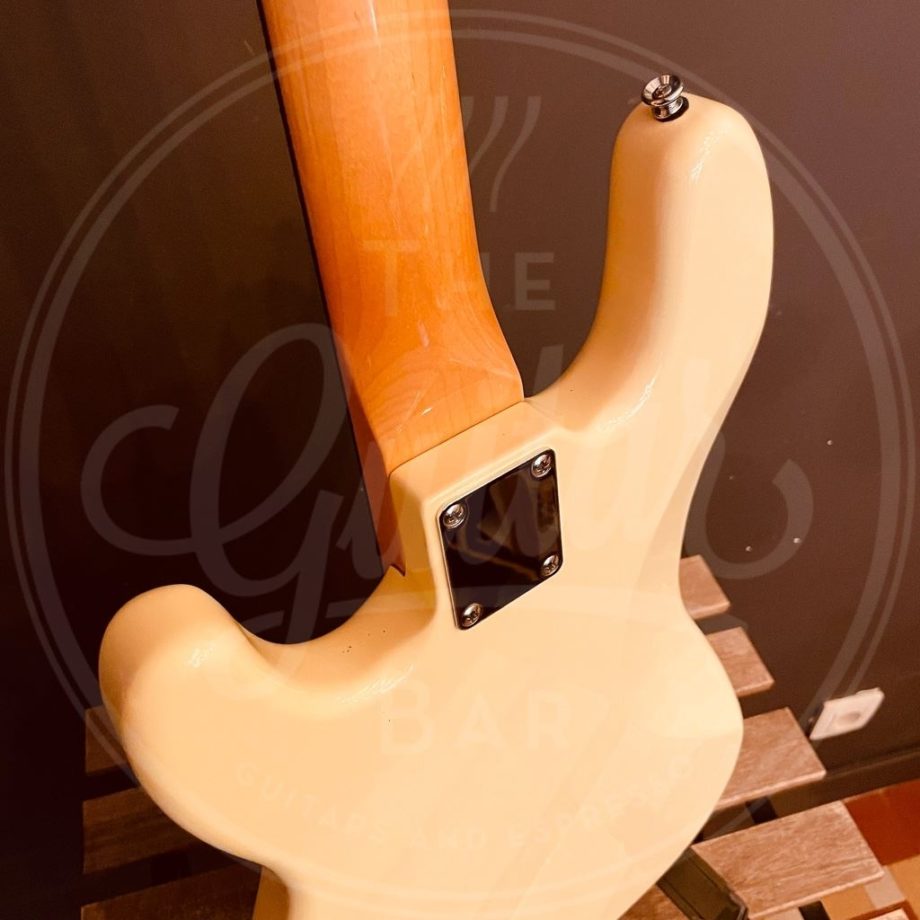 VINTAGE V4 BASS- VINTAGE WHITE - FREE CANVAS GIGBAG