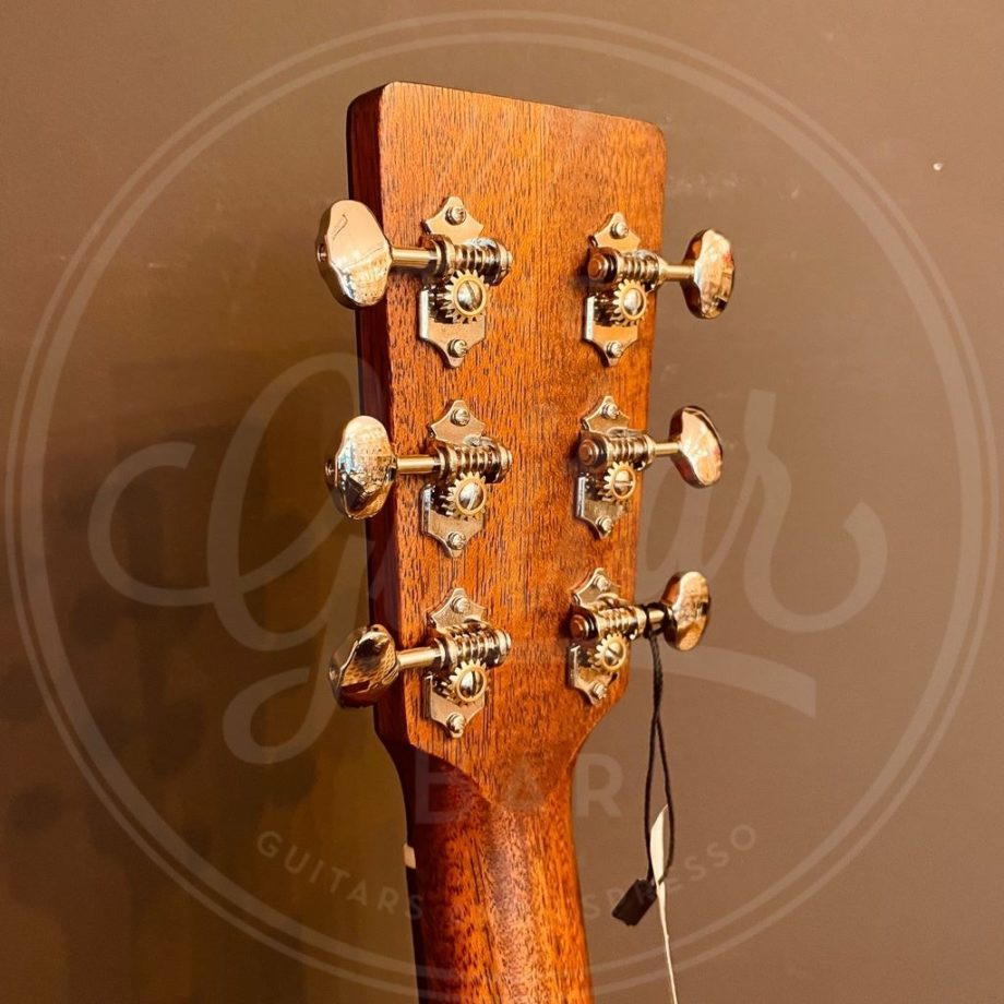 Eastman OM, Cedar/Sapele