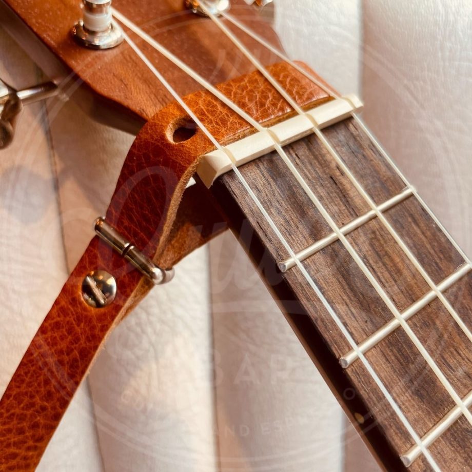 Liam ukulele strap brown