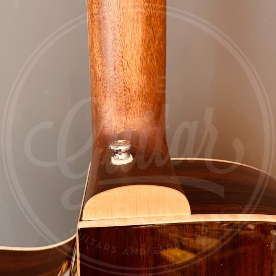 Guild OM250CE reserve natural (B-stock)