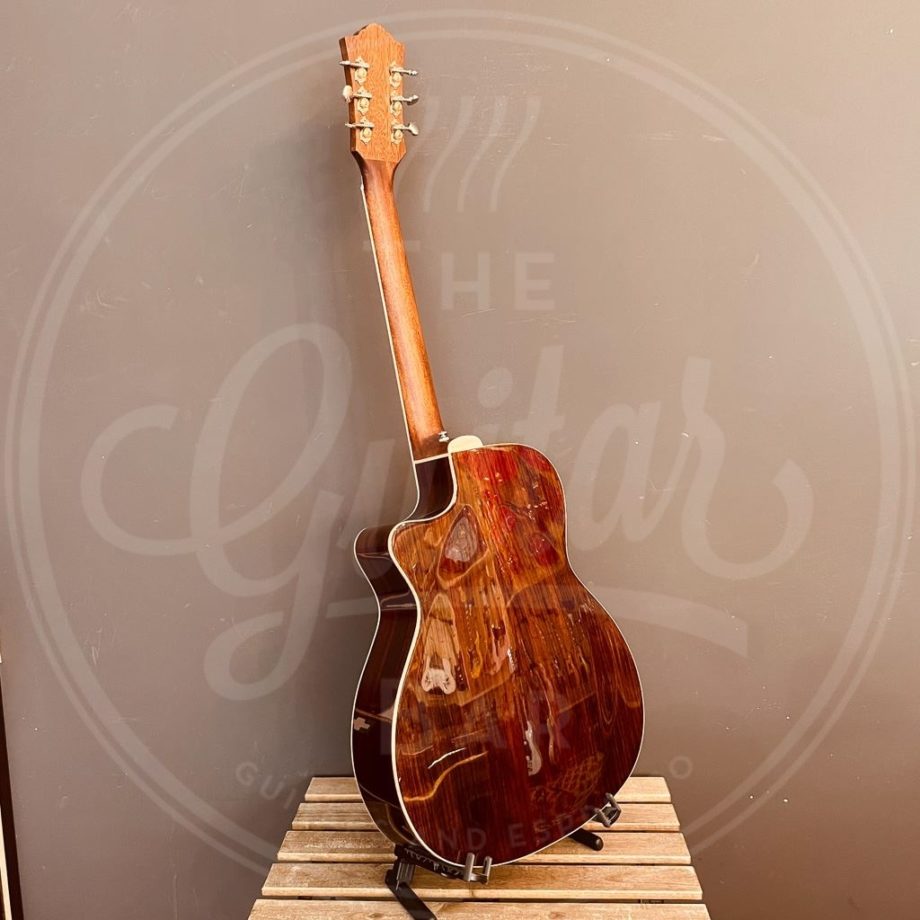 Guild OM250CE reserve natural (B-stock)