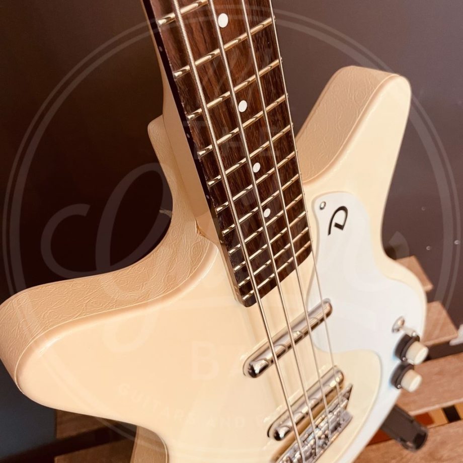 Danelectro Shortscale Bass - Cream