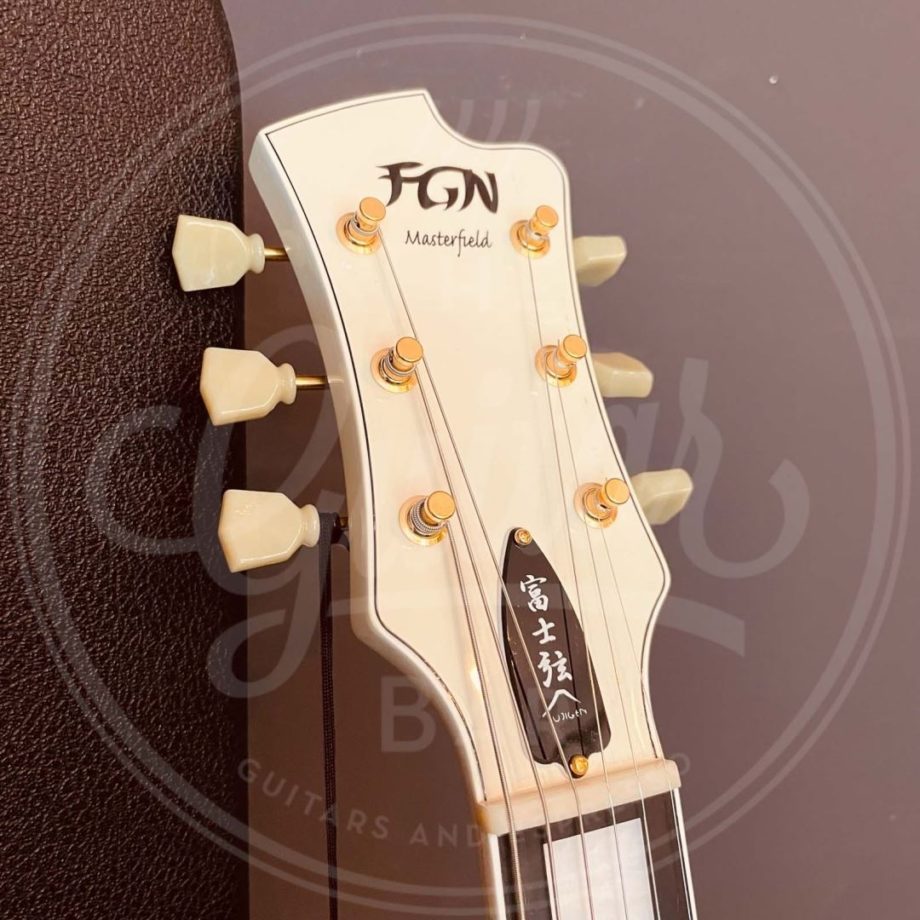 FGN Masterfield Semi Custom P90 / case