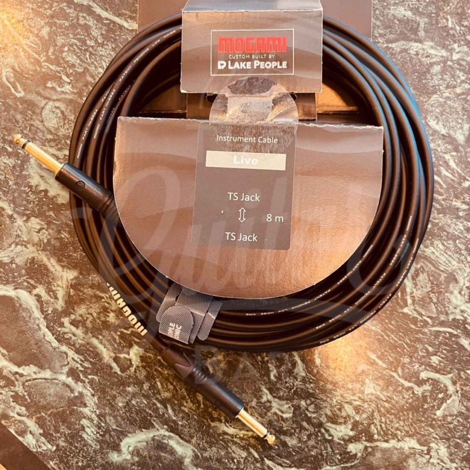 Mogami 2524 high impedance transmission guitar cable