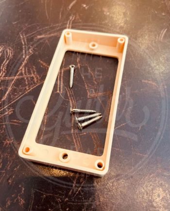 humbucker, plastic, ivory, height: 10-11,7mm, high, flat