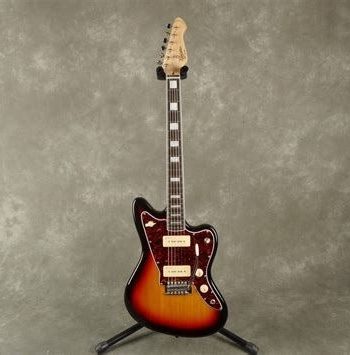 Revelation RJT-60 B VI string bass sunburst