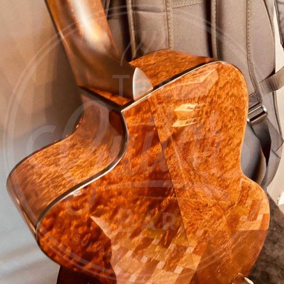 Eastman OM, Cutaway Electric, Thermo-Cured Sitka Spruce/Quilted Sapele, TrueTone Gloss Finish, Fishman Sonitone